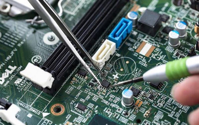 L'objectif est de former 50 000 ingénieurs pour l'industrie vietnamienne des semi-conducteurs ảnh 1