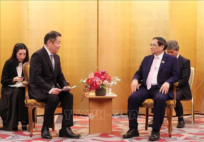 Le PM Pham Minh Chinh reçoit les gouverneurs de cinq préfectures japonaises ảnh 2