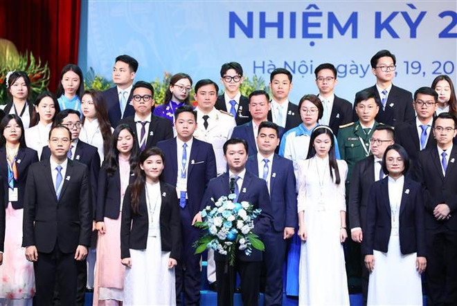 Les étudiants vietnamiens - une ressource humaine importante pour l’édification et la défense de la Patrie ảnh 3 Les étudiants vietnamiens - une ressource humaine importante pour l’édification et la défense de la Patrie ảnh 3
