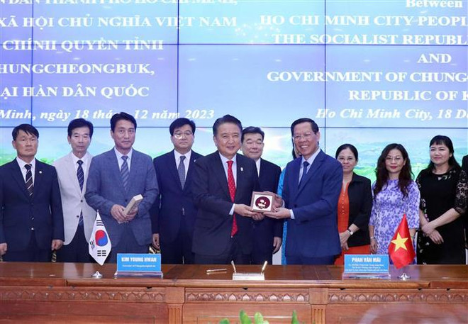Hô Chi Minh-Ville et la province sud-coréenne de Chungcheongbuk promeuvent la coopération ảnh 1 Hô Chi Minh-Ville et la province sud-coréenne de Chungcheongbuk promeuvent la coopération ảnh 1