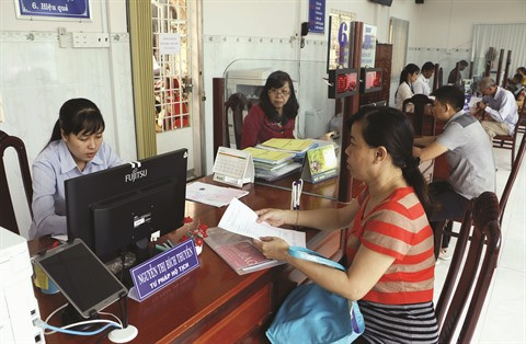 La réforme salariale va de pair avec la réduction du nombre de fonctionnaires ảnh 2 La réforme salariale va de pair avec la réduction du nombre de fonctionnaires ảnh 2