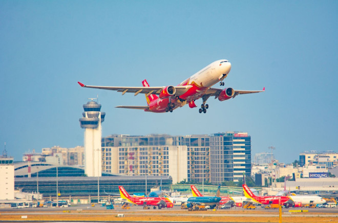 Vietjet vise 27 millions de passagers et un dividende de 25 % en 2024 ảnh 1 Vietjet vise 27 millions de passagers et un dividende de 25 % en 2024 ảnh 1