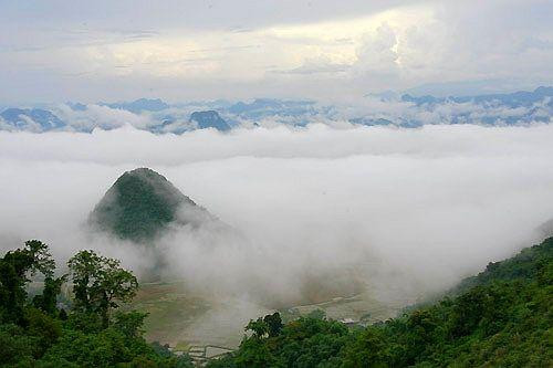 Réveiller les potentiels touristiques de Lung Van à Hoa Binh ảnh 1 Réveiller les potentiels touristiques de Lung Van à Hoa Binh ảnh 1