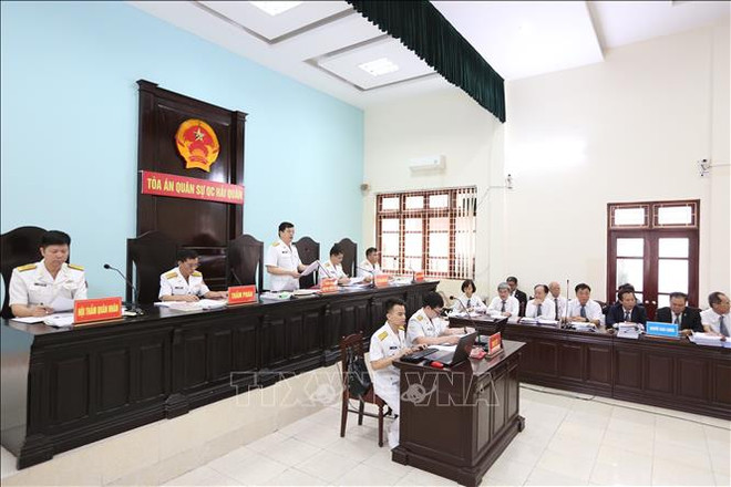 Procès de l'affaire Dinh Ngoc He et de ses complices ảnh 1 Procès de l'affaire Dinh Ngoc He et de ses complices ảnh 1