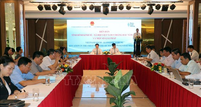 Forum sur la situation socio-économique du Vietnam au cours des 9 premiers mois de 2020 ảnh 1 Forum sur la situation socio-économique du Vietnam au cours des 9 premiers mois de 2020 ảnh 1