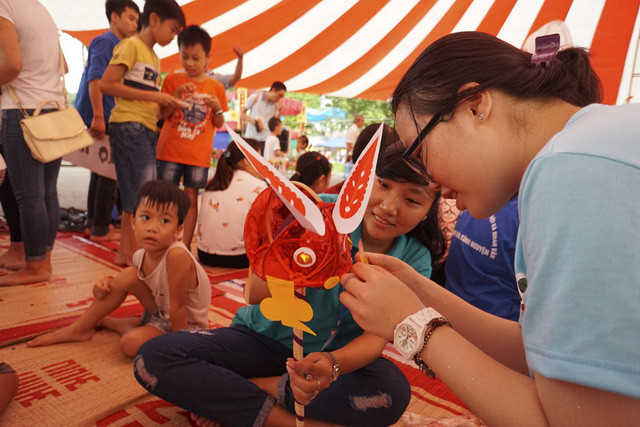 Fête de la mi-automne "Plein lune brillante" à la Citadelle Impériale de Thang Long ảnh 1 Fête de la mi-automne "Plein lune brillante" à la Citadelle Impériale de Thang Long ảnh 1