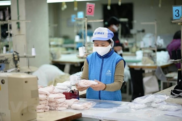Une entreprise vietnamienne exporte un million de masques faciaux aux États-Unis ảnh 1 Une entreprise vietnamienne exporte un million de masques faciaux aux États-Unis ảnh 1