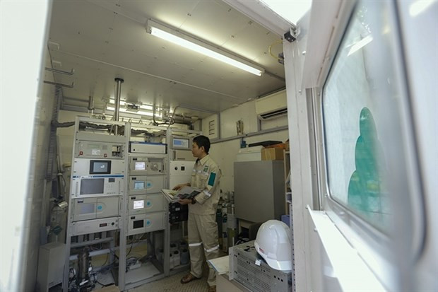 Hanoi va construire 70 autres stations de surveillance de l'air cette année ảnh 1