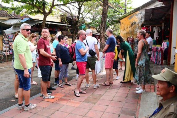 Les ressources humaines, clés du développement touristique durable ảnh 1 Les ressources humaines, clés du développement touristique durable ảnh 1