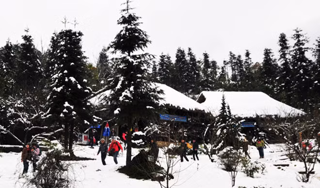 Bientôt une Fête de l’hiver à Sa Pa ảnh 1