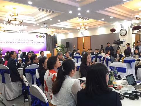 Premier colloque international sur la traduction au Vietnam ảnh 1