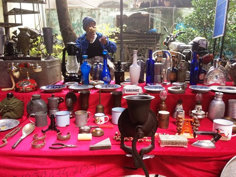 Une foire d’antiquités au cœur de Hanoï ảnh 1 Une foire d’antiquités au cœur de Hanoï ảnh 1
