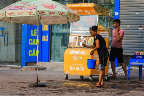 Hanoï chamboulée par la canicule ảnh 2 Hanoï chamboulée par la canicule ảnh 2