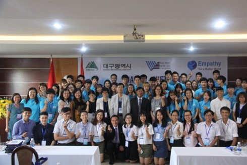 Programme d'échange entre étudiants du Vietnam et de la République de Corée ảnh 1 Programme d'échange entre étudiants du Vietnam et de la République de Corée ảnh 1
