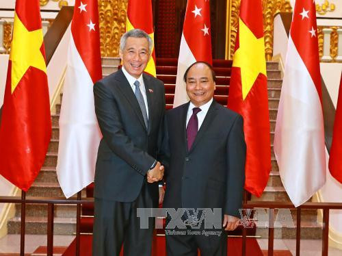 Le Vietnam et Singapour approfondissent leur partenariat stratégique ảnh 1 Le Vietnam et Singapour approfondissent leur partenariat stratégique ảnh 1