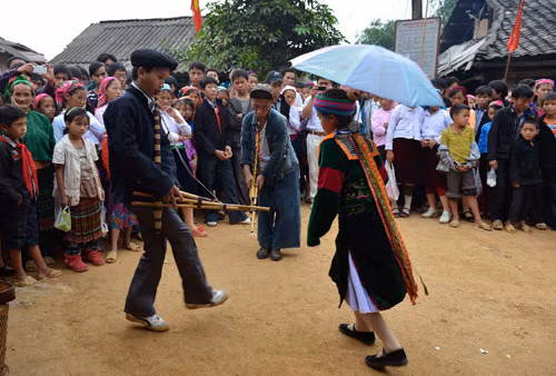 Festival du marché de l'amour de Khau Vai à Ha Giang ảnh 1