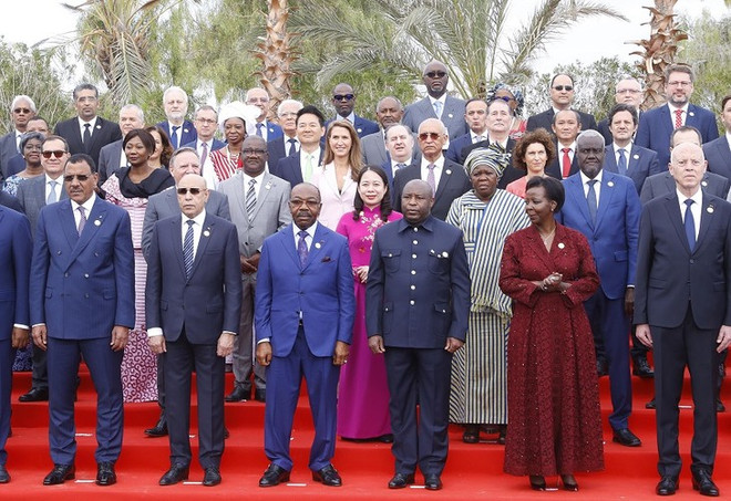 Sommet de la Francophonie : la vice-présidente Vo Thi Anh Xuân rencontre des dirigeants des pays ảnh 3 Sommet de la Francophonie : la vice-présidente Vo Thi Anh Xuân rencontre des dirigeants des pays ảnh 3