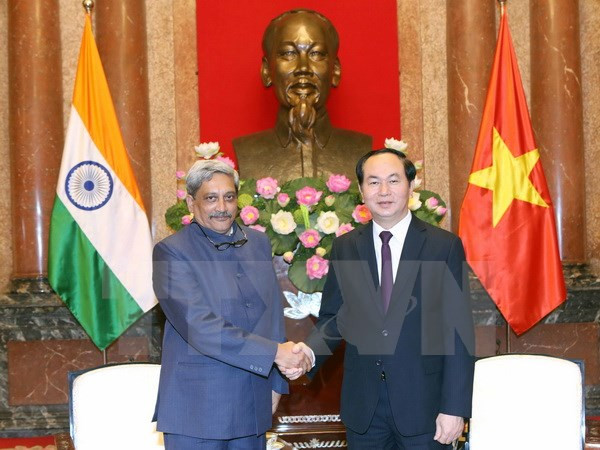 Le chef de l'Etat reçoit les ministres français et indien de la Défense ảnh 2 Le chef de l'Etat reçoit les ministres français et indien de la Défense ảnh 2