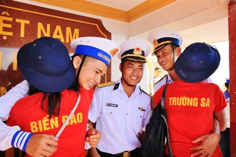 Le livre Les Kiêu bào avec l’archipel Truong Sa de Hiêu Constant ảnh 3 Le livre Les Kiêu bào avec l’archipel Truong Sa de Hiêu Constant ảnh 3