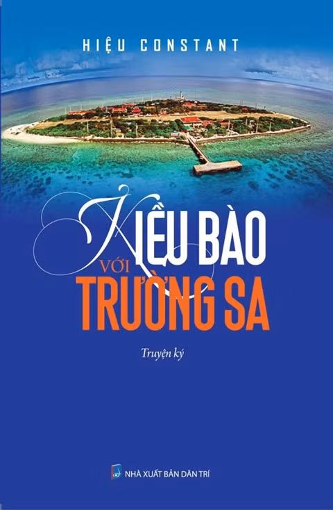 Le livre Les Kiêu bào avec l’archipel Truong Sa de Hiêu Constant ảnh 1
