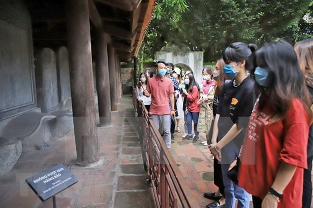 Hanoi table sur 15 millions de touristes nationaux en 2021 ảnh 1