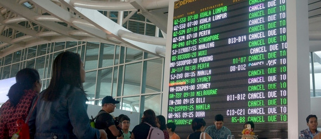 Eruption volcanique à Bali: l'aéroport rouvert après une brève fermeture ảnh 1 Eruption volcanique à Bali: l'aéroport rouvert après une brève fermeture ảnh 1