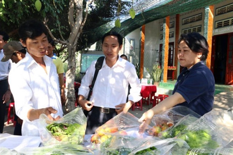 La Japonaise Ino Mayu sème le grain et récolte le progrès ảnh 2