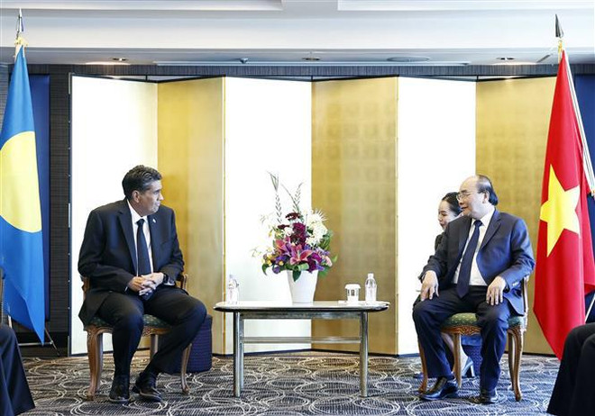Le président vietnamien rencontre des dirigeants présents aux funérailles de l’ancien PM Abe Shinzo ảnh 3