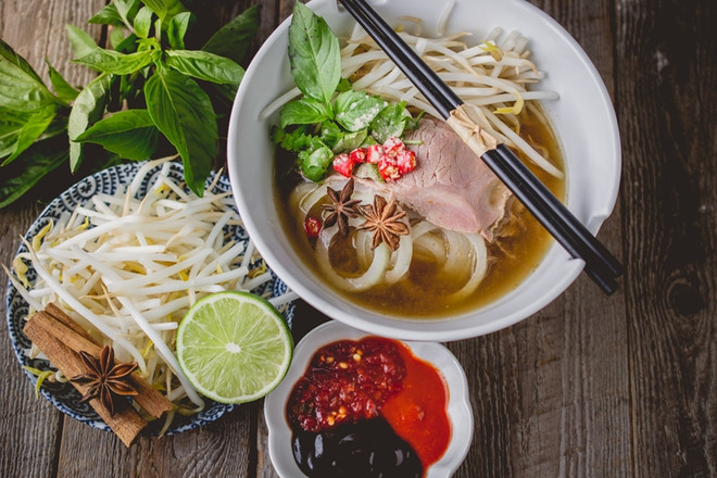 Le banh mi, le café et le pho vietnamiens parmi les meilleurs plats de rue en Asie ảnh 3 Le banh mi, le café et le pho vietnamiens parmi les meilleurs plats de rue en Asie ảnh 3