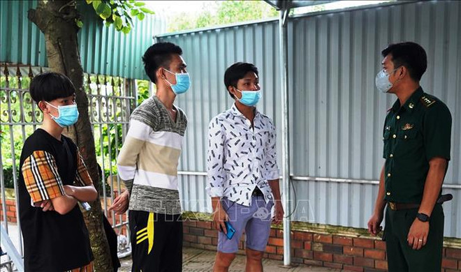 Des travailleurs migrants fuyant un casino au Cambodge remis au Vietnam ảnh 1 Des travailleurs migrants fuyant un casino au Cambodge remis au Vietnam ảnh 1