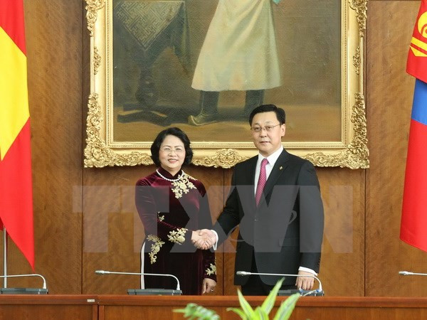 La vice-présidente vietnamienne et le PM mongol discute de la promotion des liens bilatéraux ảnh 1 La vice-présidente vietnamienne et le PM mongol discute de la promotion des liens bilatéraux ảnh 1