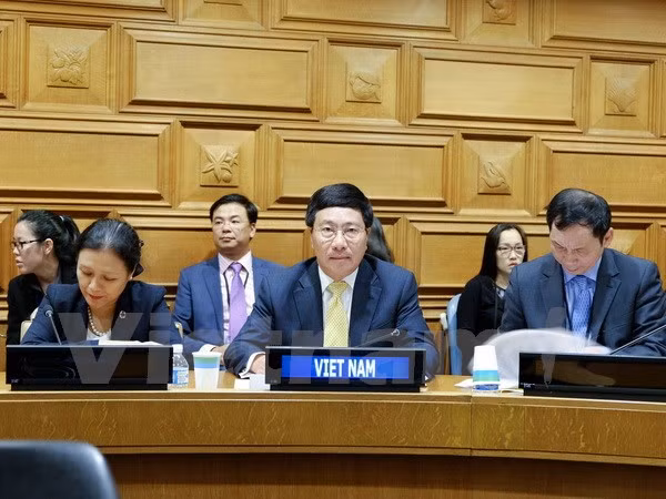 La valse des entretiens du vice-PM Pham Binh Minh à New York ảnh 2