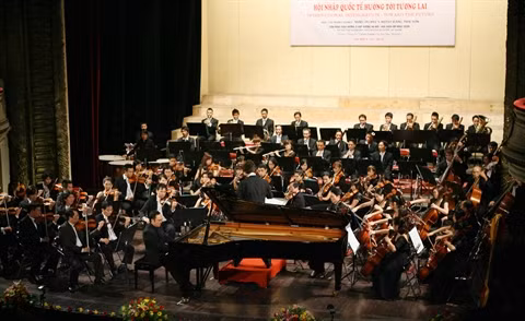 Un millier de talents artistiques seront formés à l’étranger ảnh 1 Un millier de talents artistiques seront formés à l’étranger ảnh 1