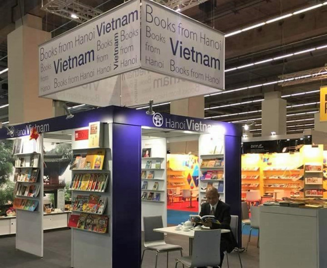 Hanoi à la Foire internationale du livre de Frankfort 2018 ảnh 1 Hanoi à la Foire internationale du livre de Frankfort 2018 ảnh 1