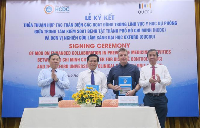Hô Chi Minh-Ville coopère avec l’Unité de recherche clinique de l’Université d’Oxford ảnh 1 Hô Chi Minh-Ville coopère avec l’Unité de recherche clinique de l’Université d’Oxford ảnh 1