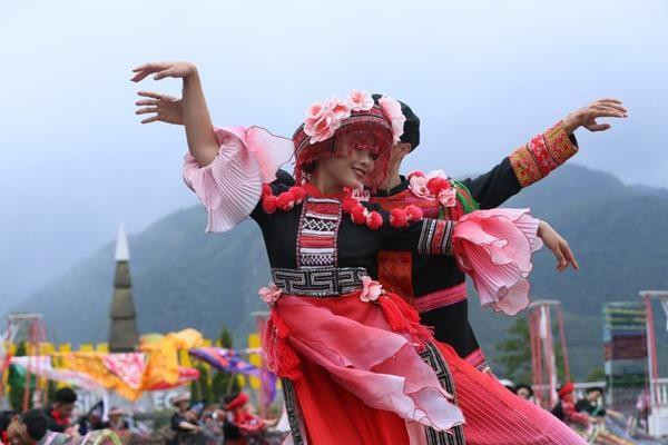 Le site touristique de Sun World Fansipan Legend s'anime avec le festival de cuisine du Nord-Ouest ảnh 1 Le site touristique de Sun World Fansipan Legend s'anime avec le festival de cuisine du Nord-Ouest ảnh 1