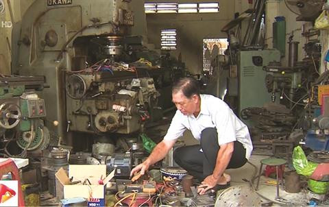 L’éolienne faite maison du paysan Lê Huu Bá ảnh 3