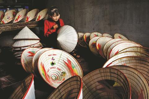 Les chapeaux (i)coniques de Sai Nga ont la cote ảnh 1 Les chapeaux (i)coniques de Sai Nga ont la cote ảnh 1