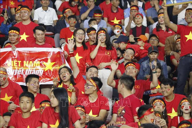AFF Cup: le Vietnam s’impose 6-0 contre le Laos ảnh 2