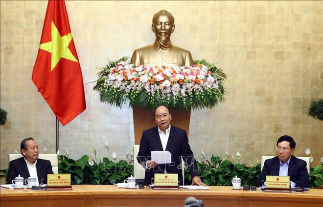 Le PM Nguyen Xuan Phuc préside la réunion du gouvernement de novembre ảnh 1 Le PM Nguyen Xuan Phuc préside la réunion du gouvernement de novembre ảnh 1