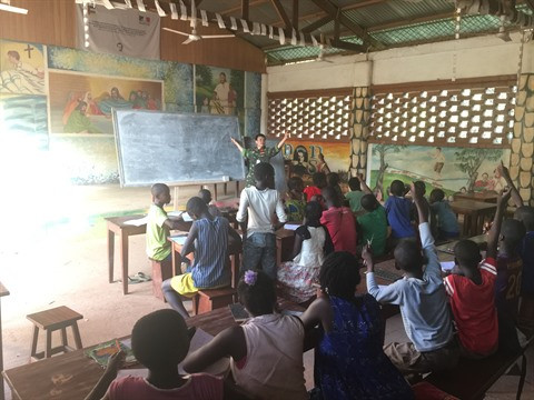 Des soldats-enseignants vietnamiens en Centrafrique ảnh 1