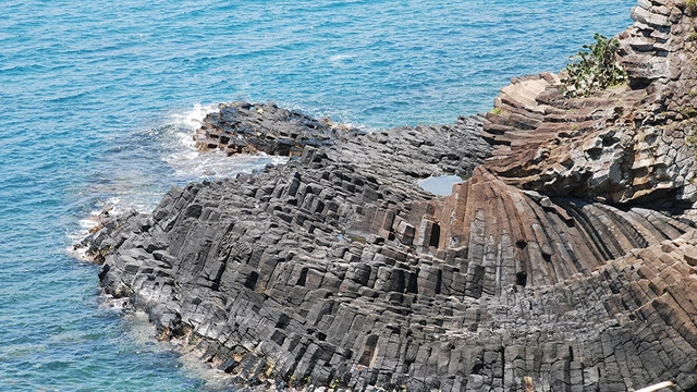 Inauguration du portail d’information sur le tourisme intelligent de Phu Yên et Hà Nam ảnh 1 Inauguration du portail d’information sur le tourisme intelligent de Phu Yên et Hà Nam ảnh 1