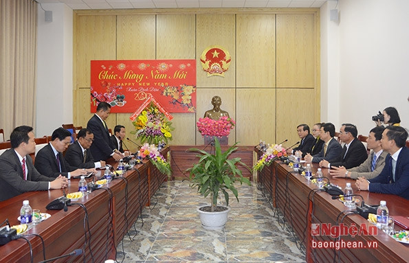 Khammouane adresse ses vœux du Nouvel An lunaire à Nghê An ảnh 1