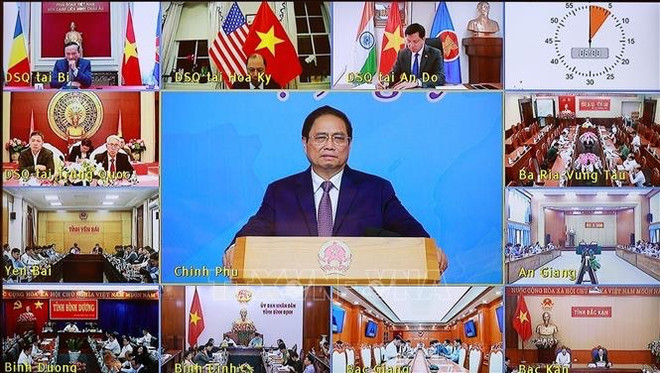 Le PM préside une visioconférence sur la diplomatie économique ảnh 1 Le PM préside une visioconférence sur la diplomatie économique ảnh 1