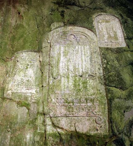 Patrimoine : Da Nang reçoit un certificat de l’UNESCO pour ses Ma Nhai (Inscriptions) ảnh 2 Patrimoine : Da Nang reçoit un certificat de l’UNESCO pour ses Ma Nhai (Inscriptions) ảnh 2