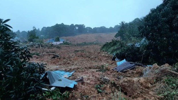 Au moins 10 morts dans un glissement de terrain dans l'ouest de l'Indonésie ảnh 1 Au moins 10 morts dans un glissement de terrain dans l'ouest de l'Indonésie ảnh 1