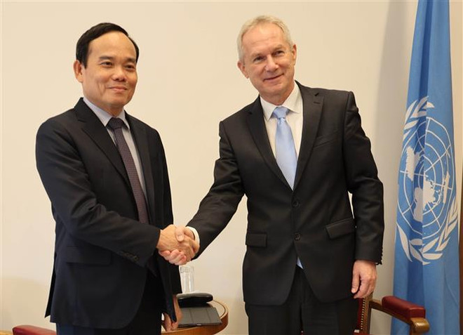 Le vice-PM Tran Luu Quang rencontre des représentants de pays et organisations internationales ảnh 3