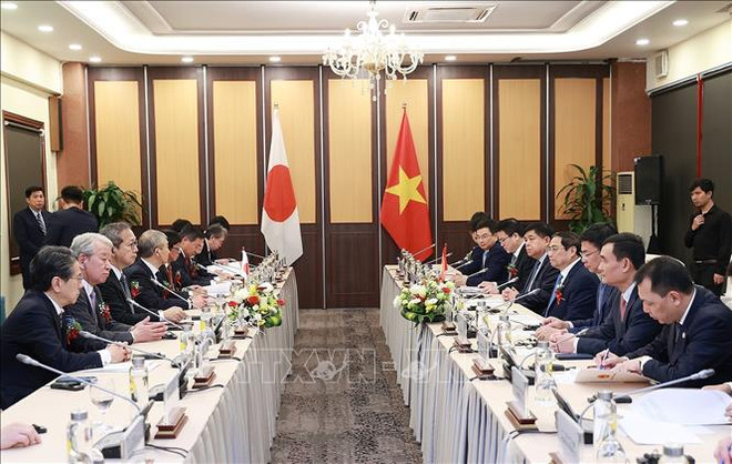 Le PM exhorte les entreprises japonaises à investir dans de nouveaux domaines ảnh 1 Le PM exhorte les entreprises japonaises à investir dans de nouveaux domaines ảnh 1