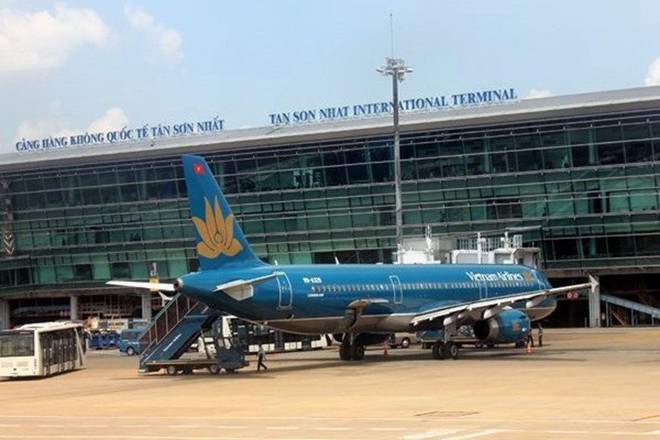 COVID-19: Le Vietnam suspend les vols internationaux vers l'aéroport de Tan Son Nhat ảnh 1 COVID-19: Le Vietnam suspend les vols internationaux vers l'aéroport de Tan Son Nhat ảnh 1