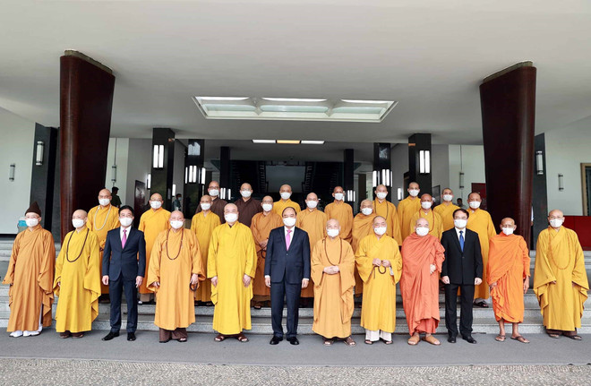 Vesak : le président Nguyen Xuan Phuc reçoit une délégation de l'EBV ảnh 2 Vesak : le président Nguyen Xuan Phuc reçoit une délégation de l'EBV ảnh 2